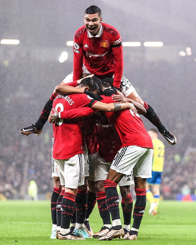 她凭借出色 她凭借出色